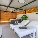 Beeindruckende Mit Privatpool, Whirlpool, Bbq - Hund Willkommen *